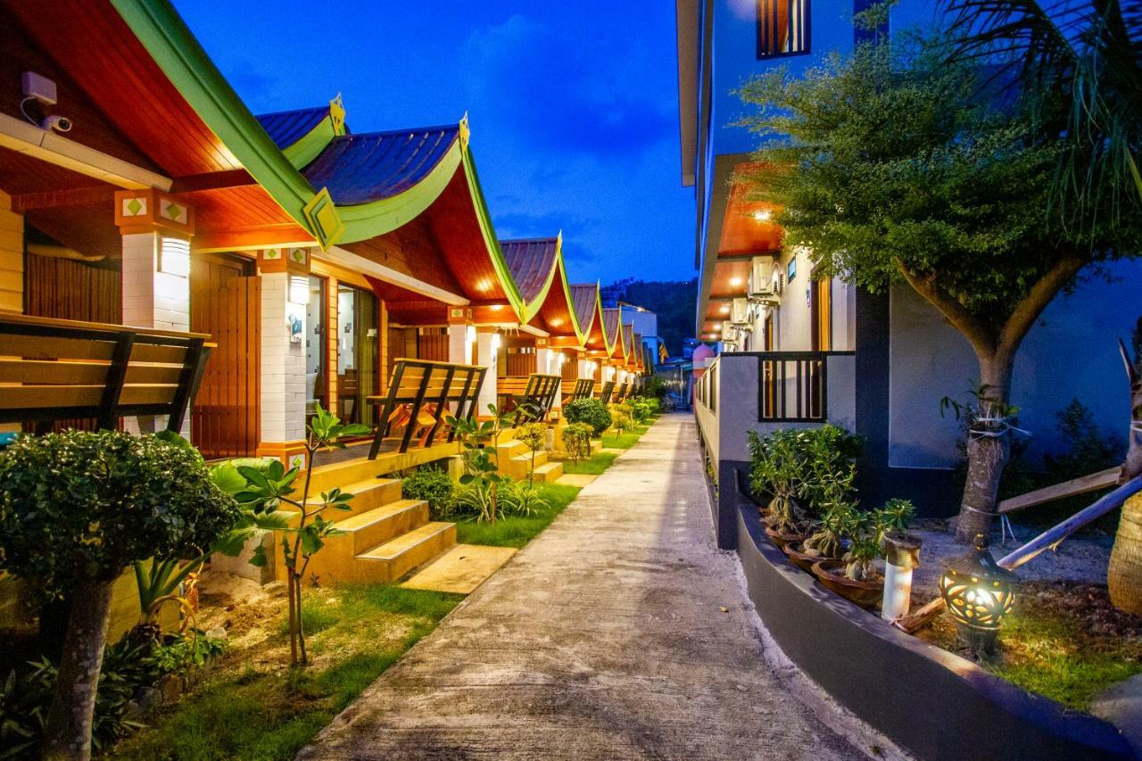 Coco Bella Hotel Islas Phi Phi Exterior foto